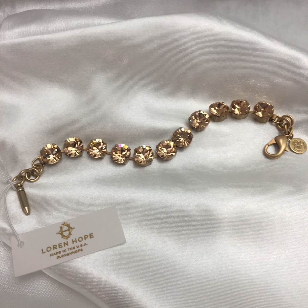 NWT Loren Hope Peach Crystal Bracelet and Earrings